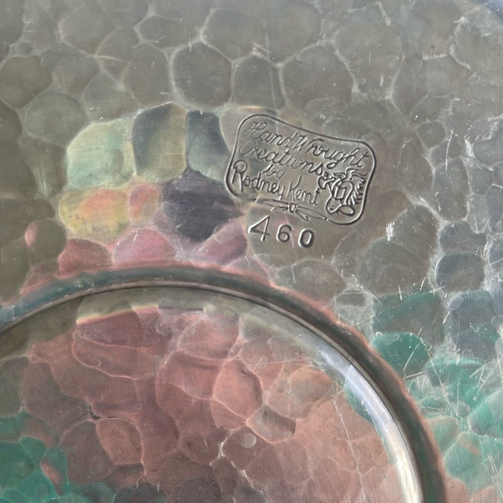 Vintage Elegant Hammered Aluminum Platter with Floral Design - Picture 3 of 3